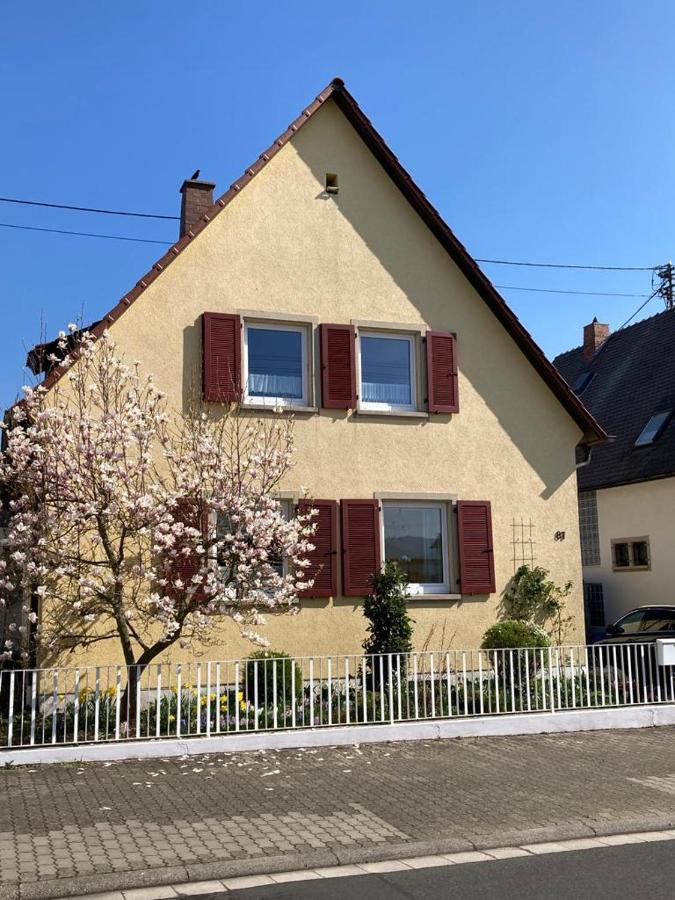 Terrassenwohnung Neustadt an der Weinstrasse Luaran gambar